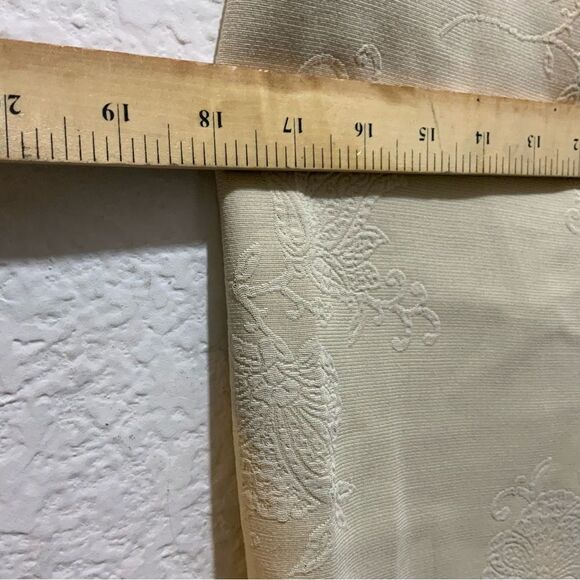 Vintage Emanuel Ungaro 2 pcs suit  Womens  Size 4/38 Cream Ivory  Wool rayon - Picture 12 of 14